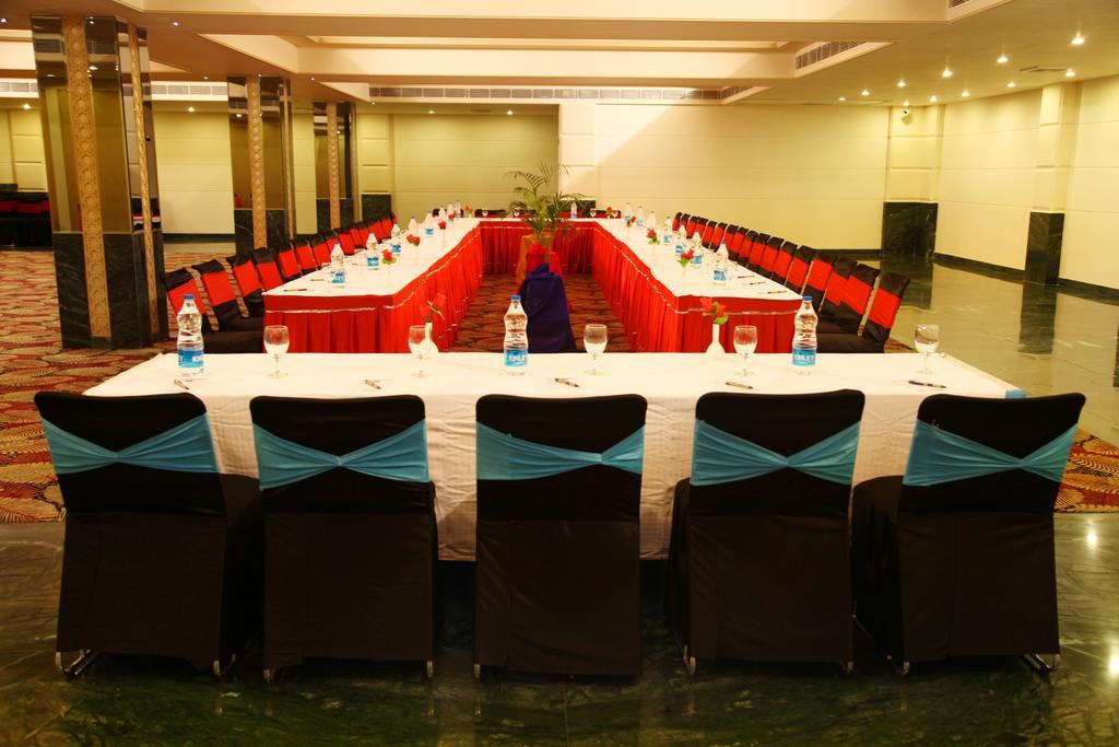 Continent Nakodar Hotel & Resorts Kültér fotó